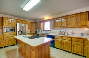 Waynesville Vacation Rental about 5 Mi to Downtown